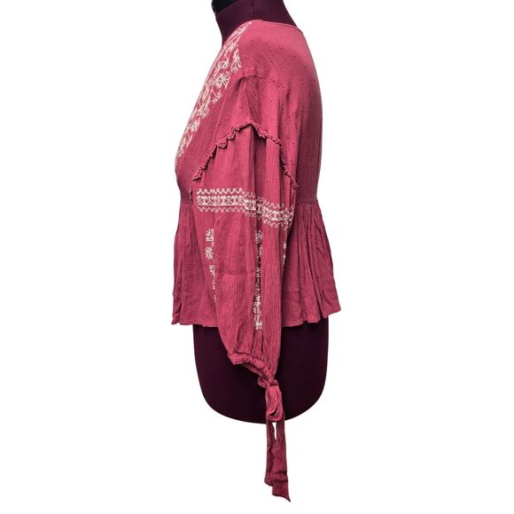 Women's American Eagle Pink V-Neck Boho Swiss Dot 3/4 Sleeve Blouse | Size XS - Picture 2 of 9